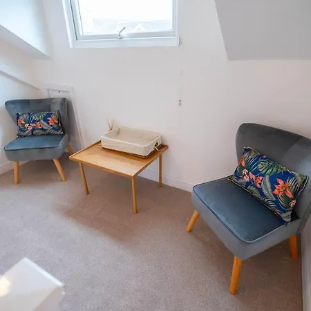 Station Retreat - Location - Free Parking, Fastwifi, Smarttv With Netflix By Yoko * Redcar