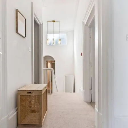 Station Retreat - Location - Free Parking, Fastwifi, Smarttv With Netflix By Yoko Apartment Redcar